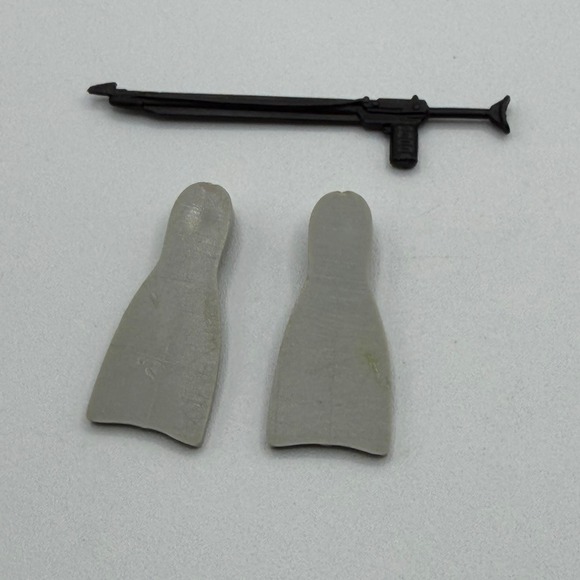 GI Joe Other - Vintage 1985 GI Joe Eels Frogman Accessories Speargun and Gray Fins Cobra Lot